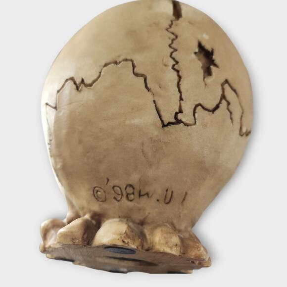 Cracked Skull Money Bank Statue Pirate Evil Sunken Eye Sockets VTG Y2K 1998 - Picture 7 of 8